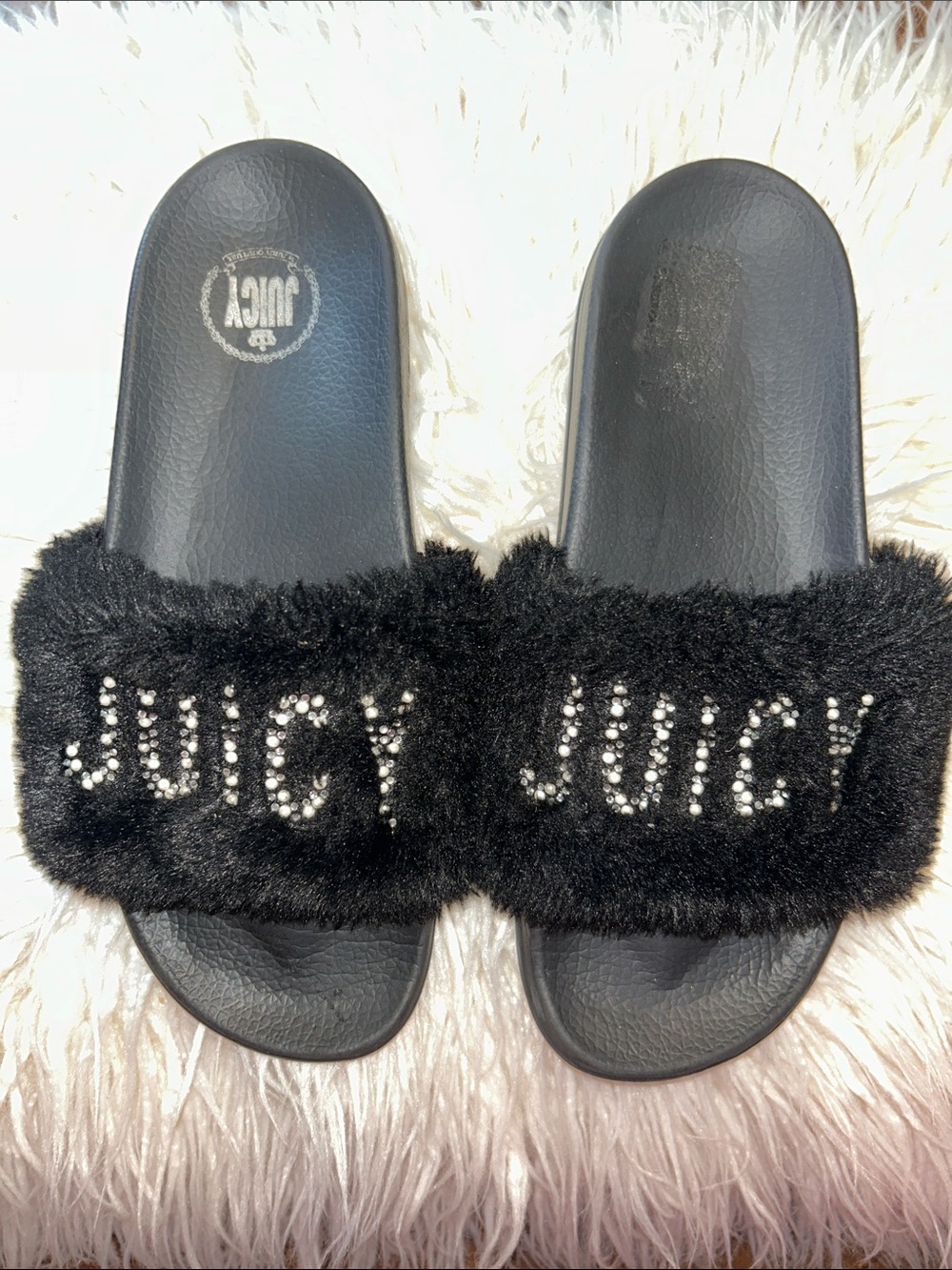 Juicy Couture Black Fuzzy Slide Sandals with Rhinestone 'Juicy' Logo | Size 7